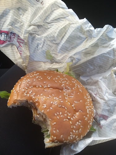 KFC Szigetszentmiklós DT - Vendéglátás