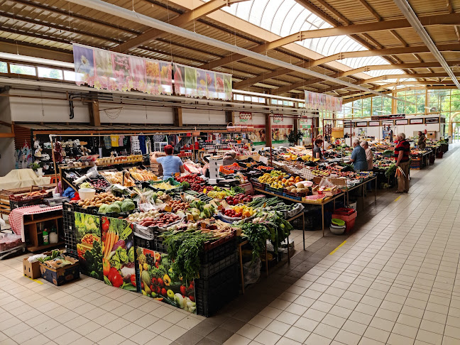 Comentarii opinii despre Balatonfüredi Vásárcsarnok