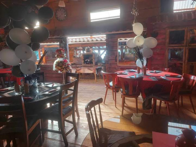 Opinii despre Feri Red Pub în Győr - Vendéglátás