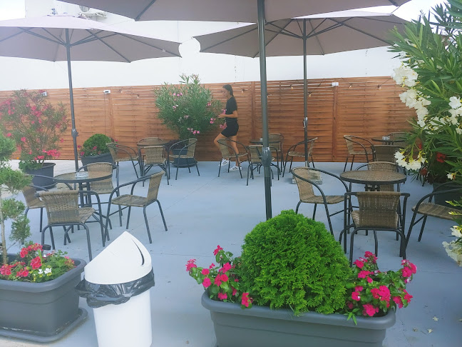 Bambusz pizzéria és fagyizó - Vendéglátás