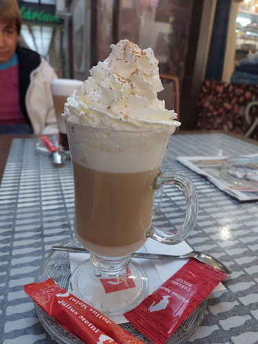 Delikát kávézó és cukrászda - Vendéglátás