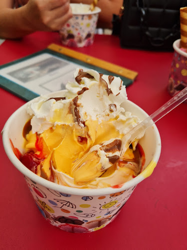 Zwinger Kávéház - Vendéglátás