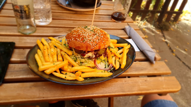 Csorna, Templom u. 4, 9300