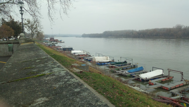 Opinii despre JollyJoker Múzeumkávézó în Mohács - Vendéglátás