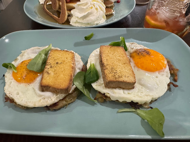 Comentarii opinii despre Cosy Café Budapest