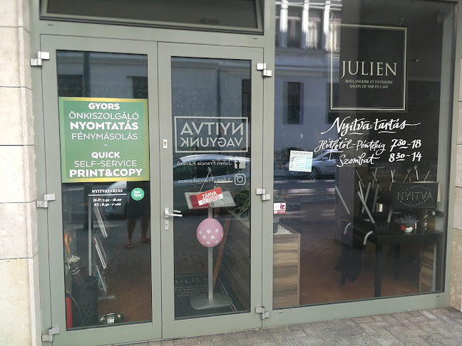 Comentarii opinii despre Julien Francia Kávézó