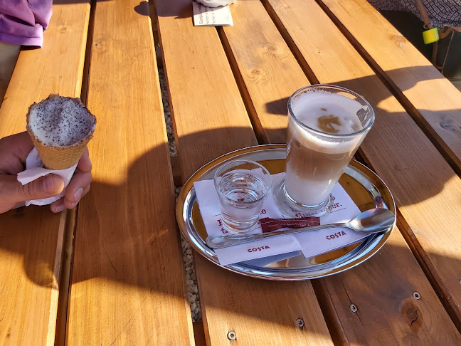 Lévai Garden - Caffe& Eis, Faházak, udvari kellékek - Lenti