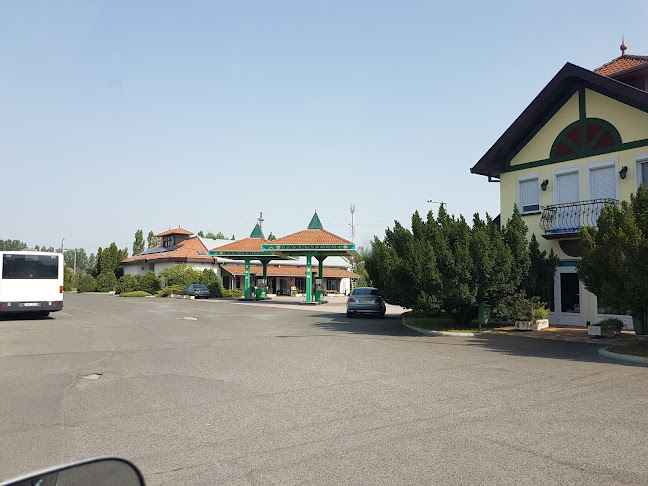 Opinii despre Tanker Café and Bar în Kiskőrös - Vendéglátás