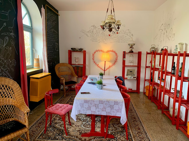 Vászoly, Vazul u. 8, 8245