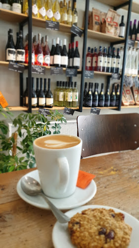 Opinii despre Pizza, Kávé, Világbéke în Miskolc - Vendéglátás