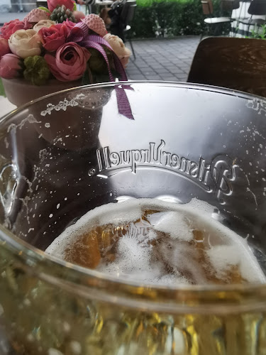 Comentarii opinii despre Trafó Café