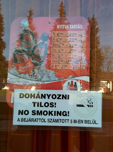 Comentarii opinii despre B-24 söröző kávézó