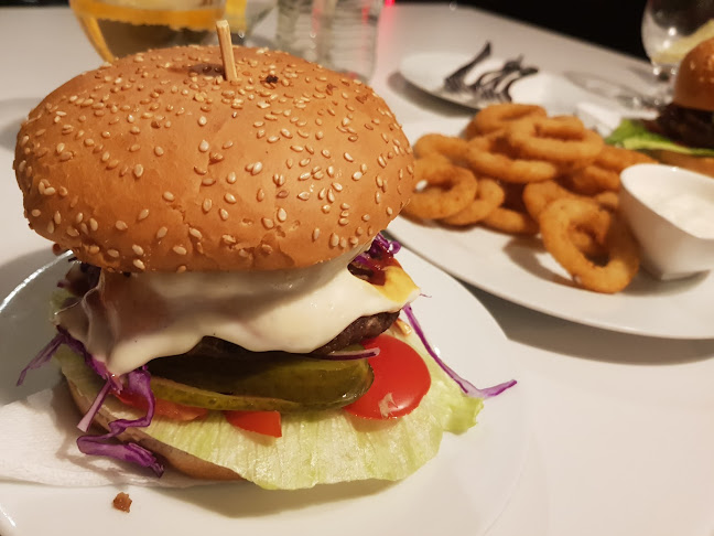 Comentarii opinii despre Station Bistro