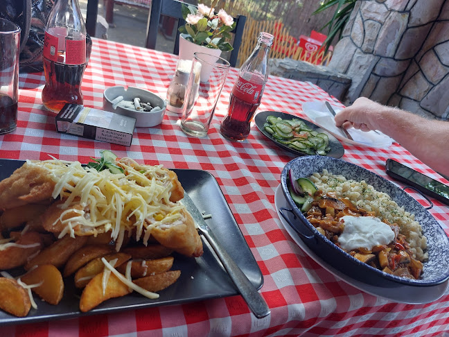 Opinii despre Korona Vendéglő în Szentmártonkáta - Vendéglátás