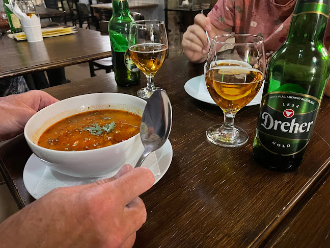 Budapest, Hunyadi tér 11, 1067