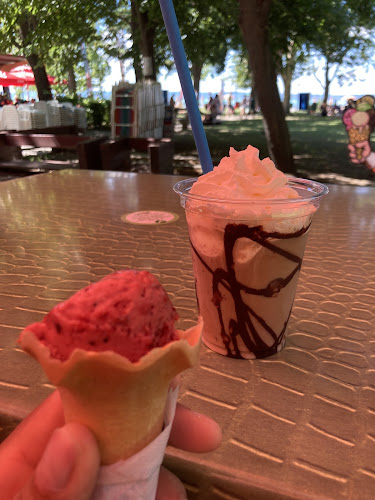 Opinii despre Korona Fagyizó în Siófok - Vendéglátás