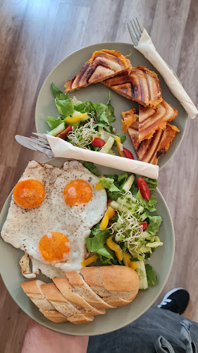 Murcos - Vendéglátás