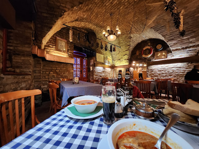 Opinii despre Matróz Dunaparti Kisvendéglő în Győr - Vendéglátás