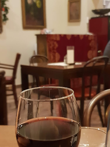 Comentarii opinii despre Klauzál Café & Restaurant