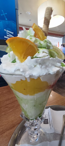 Opinii despre CoffeeShop Company Siófok în Siófok - Vendéglátás