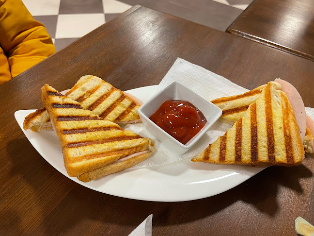 Fületlen Bögre Kávézó - Veresegyház