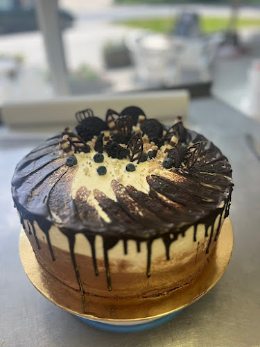 Comentarii opinii despre Hermina cukrászda és fagylaltozó