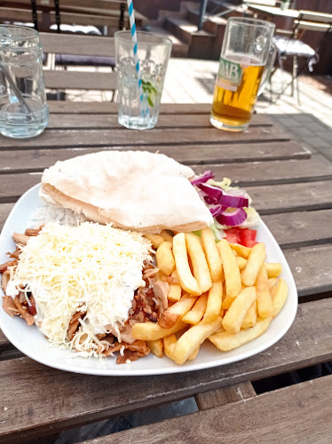 Komárom, Klapka György út 15, 2900