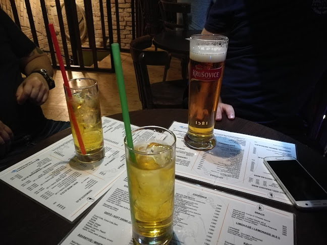 Muter Cafe & Beer (Muter Pub Gozsdu)