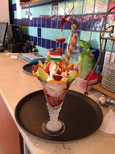 Aranytölcsér Fagylaltkert és Kávézó