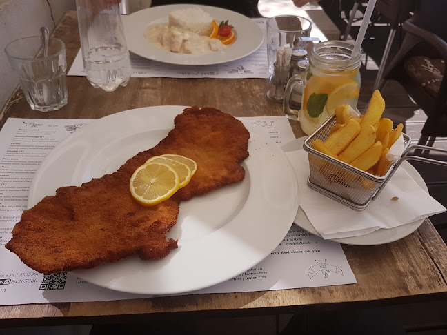 Opinii despre EscoBar & Cafe în Budapest - Vendéglátás