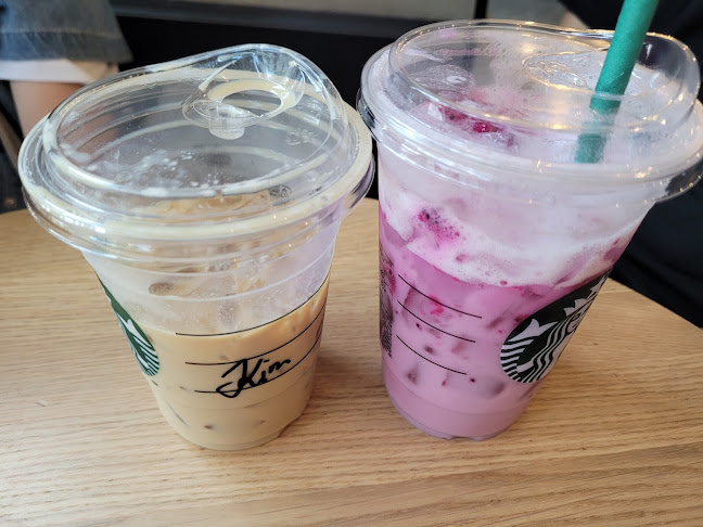 Comentarii opinii despre Starbucks Castle