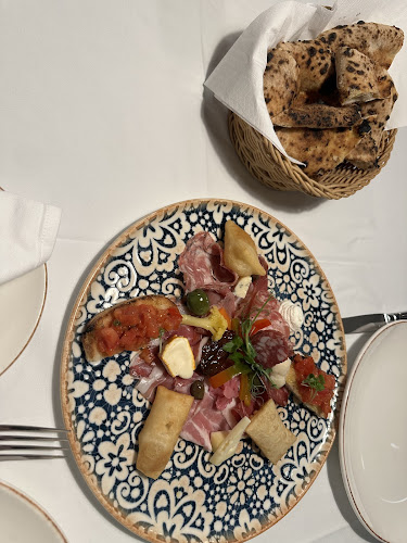 Budapest, Arany János u. 9, 1051