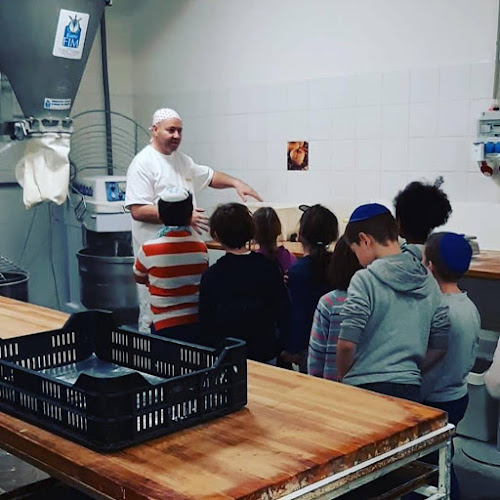 Opinii despre Semes Kóser Pékség în Budapest - Vendéglátás