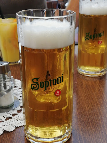 Comentarii opinii despre Klauzál Café & Restaurant