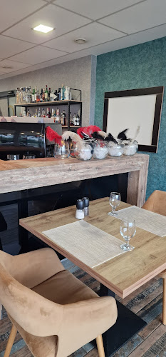 Szolnok, Olajbányász sétány 1, 5000