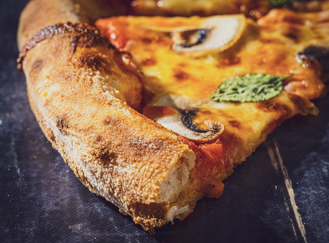 Pizza Balatonfüred Kredenc - Vendéglátás