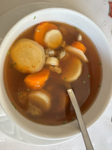 Szentmártonkáta, Szecsői út 70, 2254