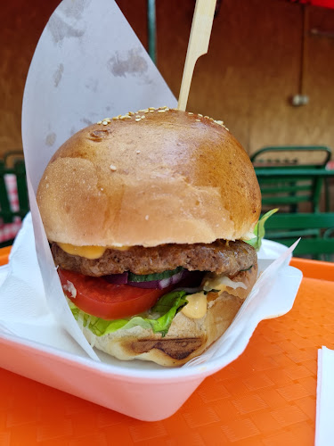 Budapest, Népsziget út, 1138