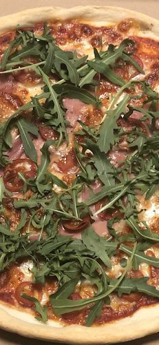 Opinii despre Galéria Pizzéria în Bóly - Vendéglátás