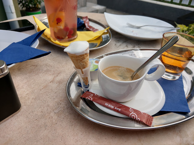 Comentarii opinii despre Melódia Cukrászda