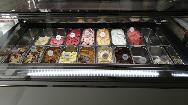 Comentarii opinii despre Ladányi Cukrászda Debrecen