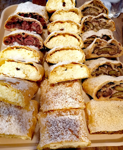 Opinii despre REGE pékség és élelmiszer Ravazd în Ravazd - Vendéglátás