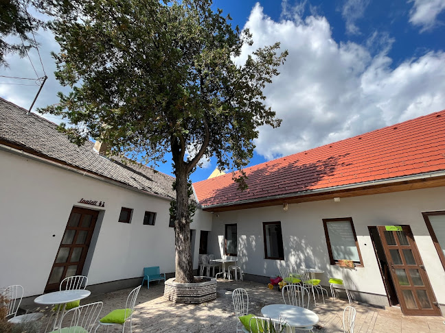 Comentarii opinii despre Hosszú Kávé