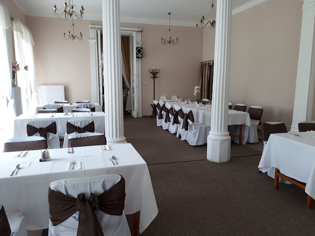 Fóti Kastély Étterem - Vendéglátás