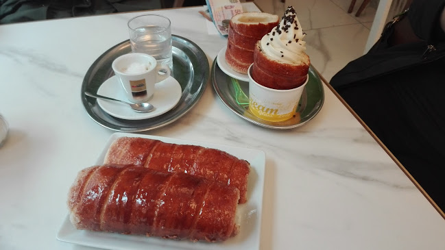 Comentarii opinii despre Molnár's kürtőskalács