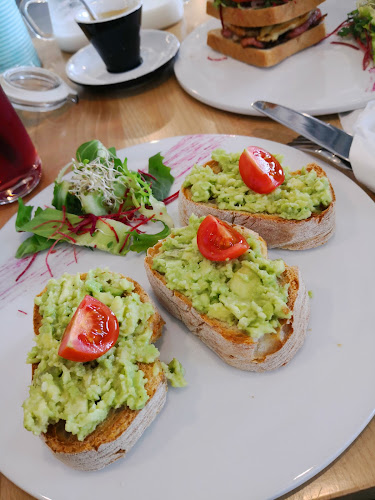 Baja, Árpád tér 6, 6500