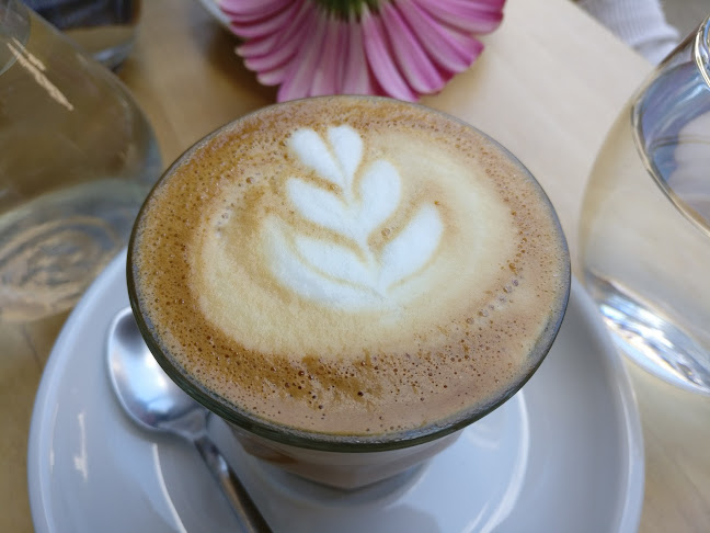 Kék Elefánt Kávézó - Vendéglátás