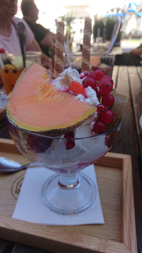 Opinii despre Kis Édes Cukrászda és Kávéház în Szentgotthárd - Vendéglátás