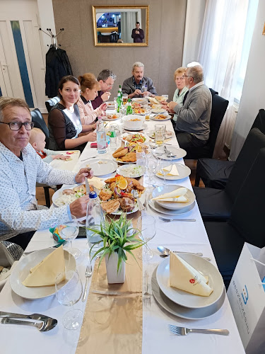 Kastélydomb Kávézó Étterem - Várpalota