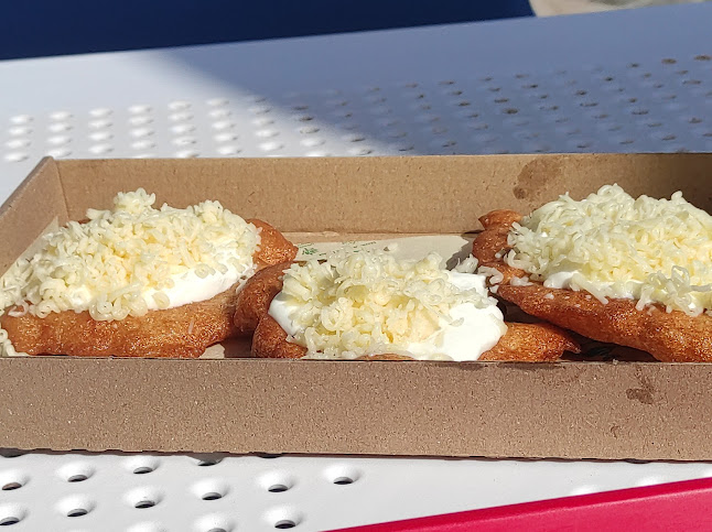 Tigris Reggeliző és Bisztró - Vendéglátás